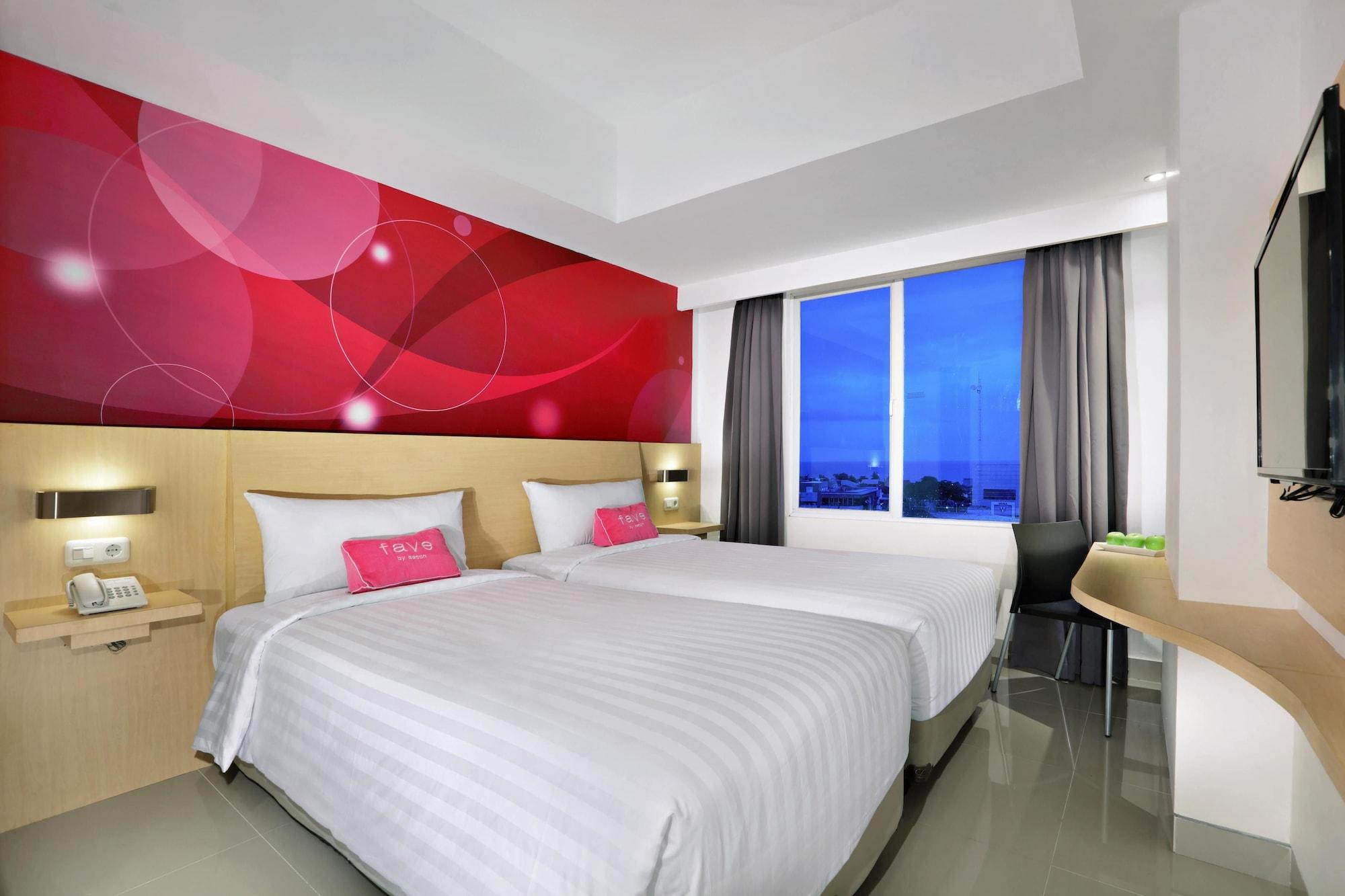 เฟฟโฮเต็ล โอโล ปาดัง Hotel ภายนอก รูปภาพ