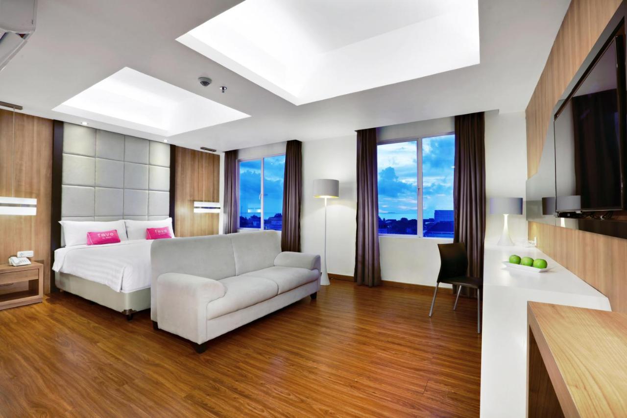 เฟฟโฮเต็ล โอโล ปาดัง Hotel ห้อง รูปภาพ